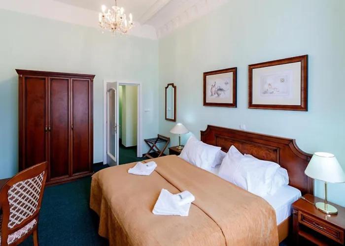 Hotel Ester Karlovy Vary Extérieur photo