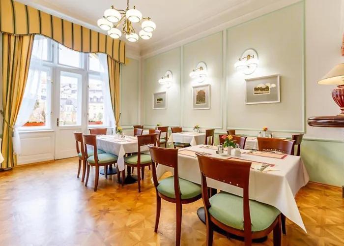 Hotel Ester Karlovy Vary Extérieur photo