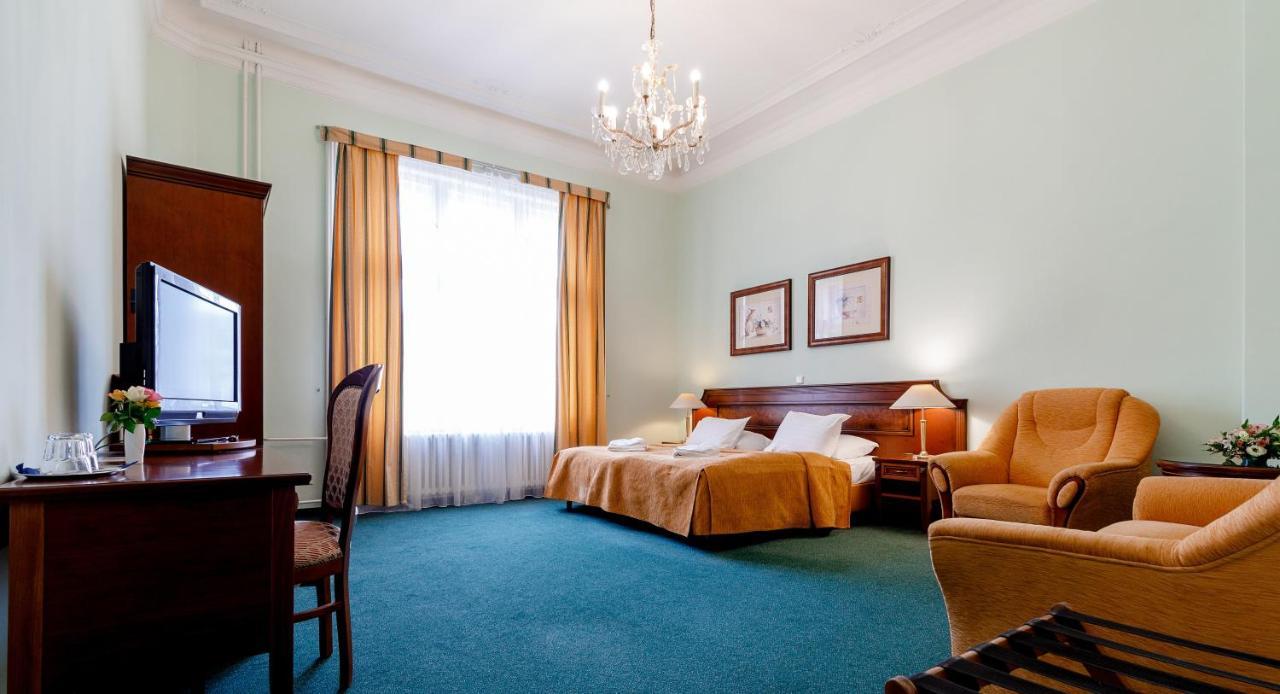 Hotel Ester Karlovy Vary Extérieur photo