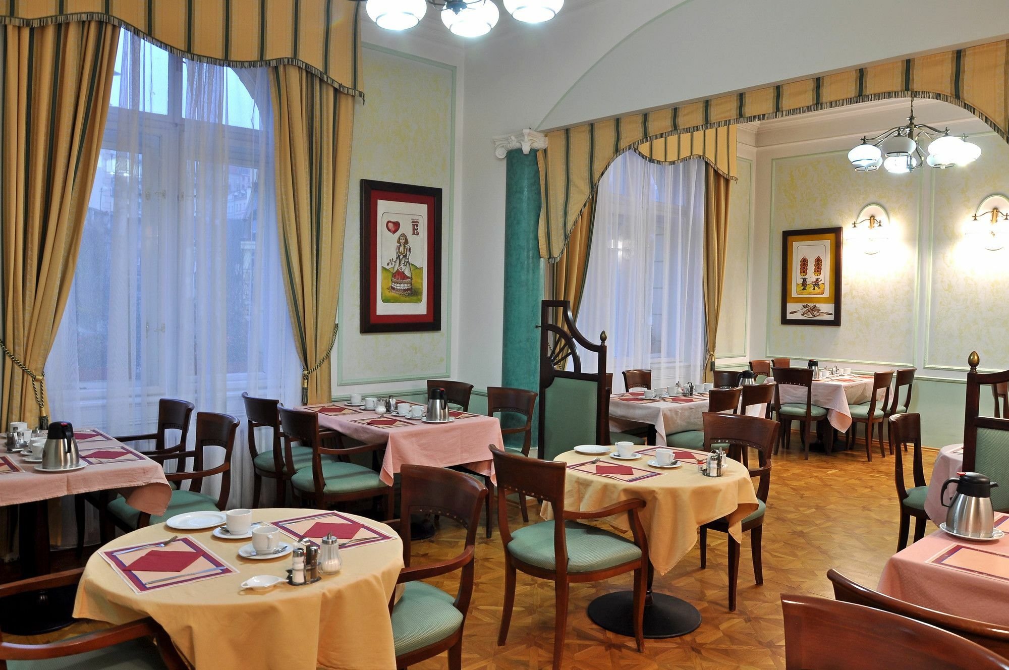 Hotel Ester Karlovy Vary Extérieur photo