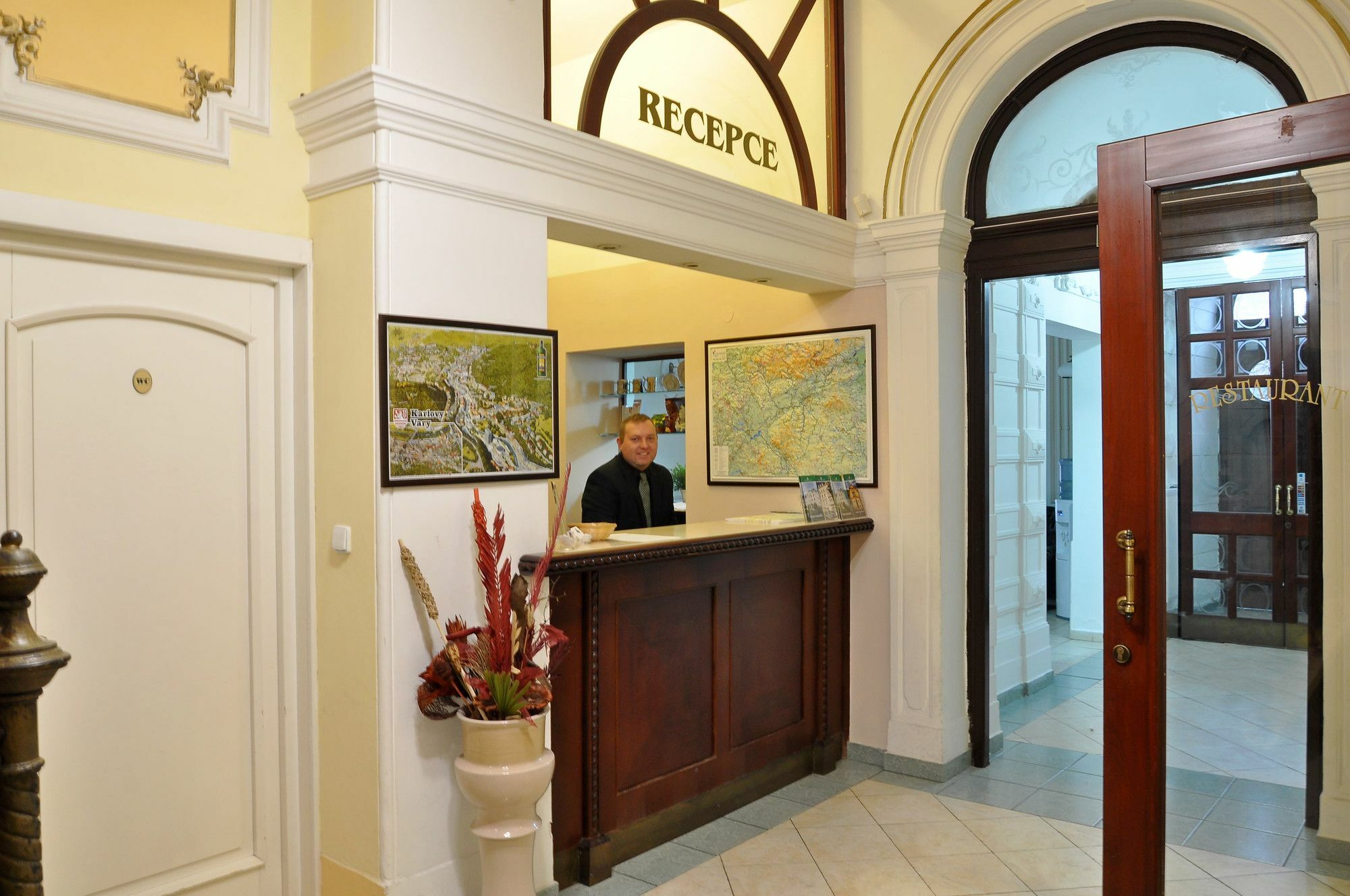 Hotel Ester Karlovy Vary Extérieur photo